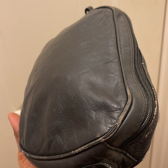 Authentic Fendi, please check all picture of condition - Picture 12 of 17